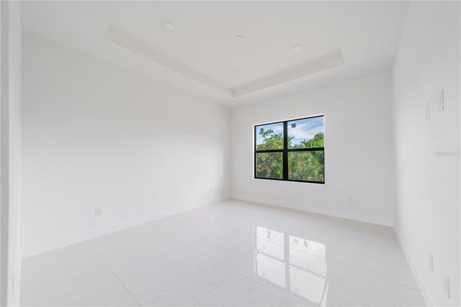 Spacious, unfurnished interior of a new home in , Port Charlotte (Image 23). Spacious, unfurnished interior of a new home in , Port Charlotte (Image 23).