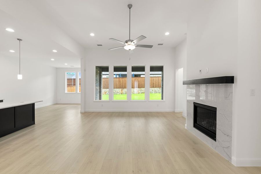 Spacious, unfurnished interior of a new home in Nelson Lake Estates, Rockwall (Image 17).