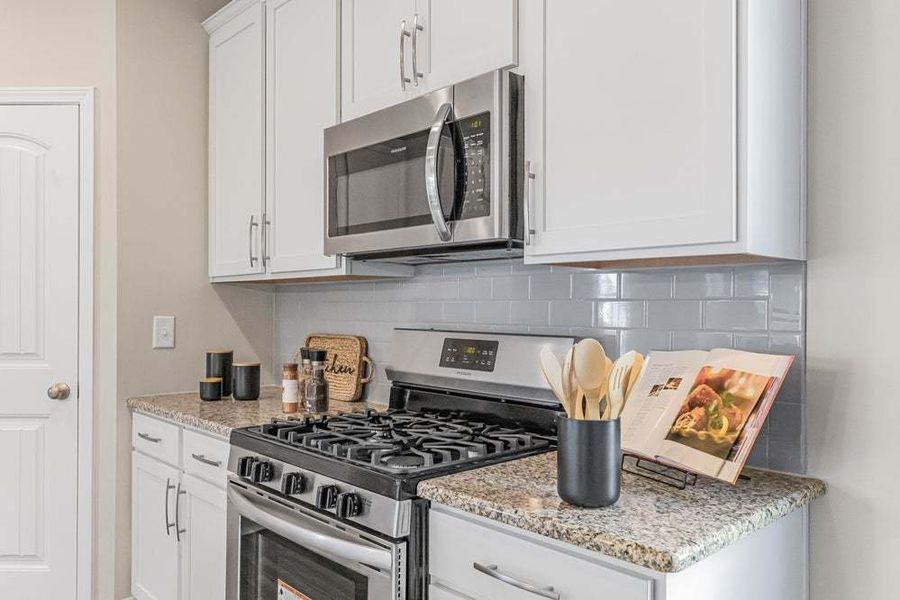 Representative furnished interior of a home built from the Aberdeen by Caviness & Cates Communities in Bartlett Manor, Youngsville (Image 41).