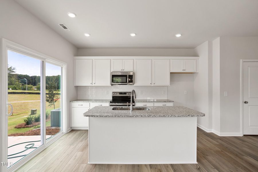 18-184 Central Townes Wy [2497029]_18