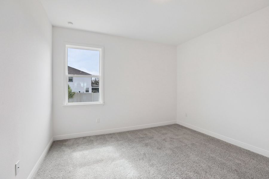 Representative unfurnished interior of a home built from the Sierra by Maronda Homes in Marion Oaks, Ocala (Image 38).
