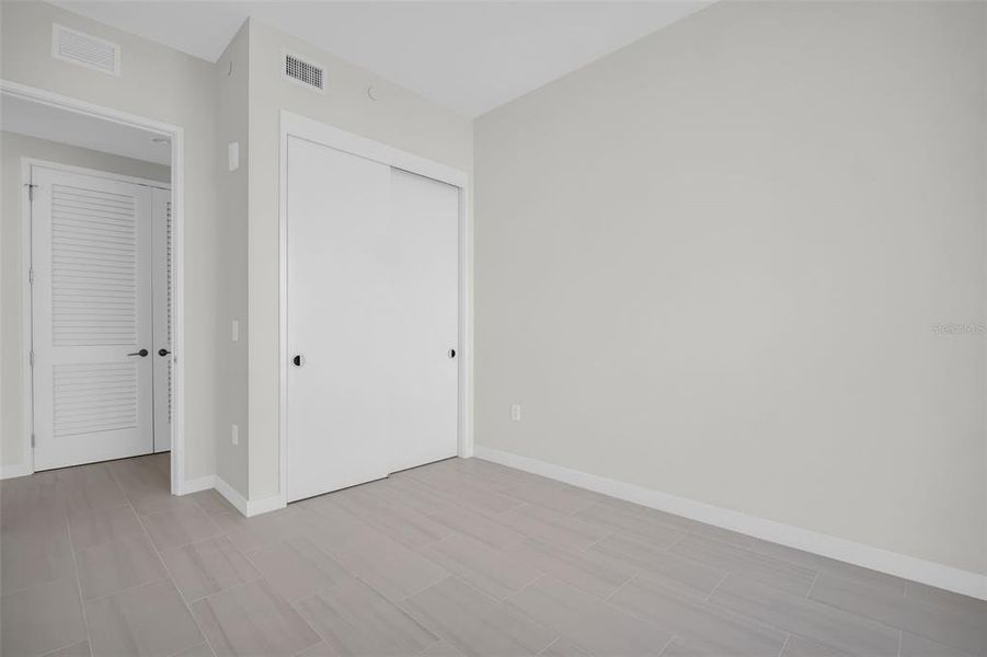 Spacious, unfurnished interior of a new home in , St. Petersburg (Image 68).