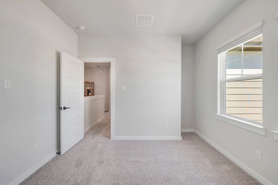 Spacious, unfurnished interior of a new home in Park Central, Georgetown (Image 44).