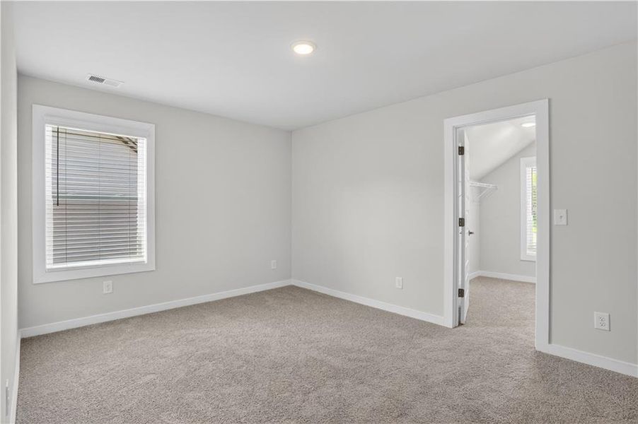 Spacious, unfurnished interior of a new home in , Villa Rica (Image 23).