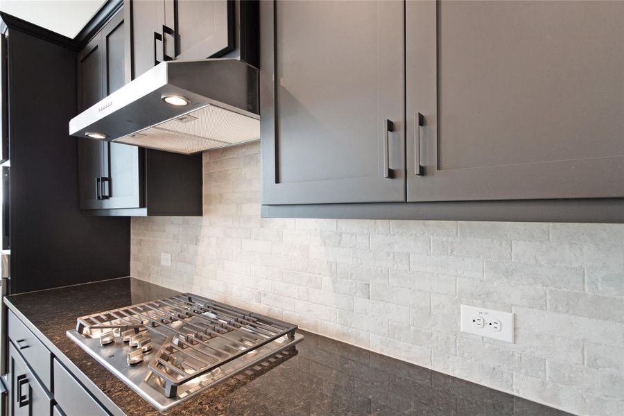 REPRESENTATIVE OF FLOOR PLAN ONLY REPRESENTATIVE OF FLOOR PLAN ONLY