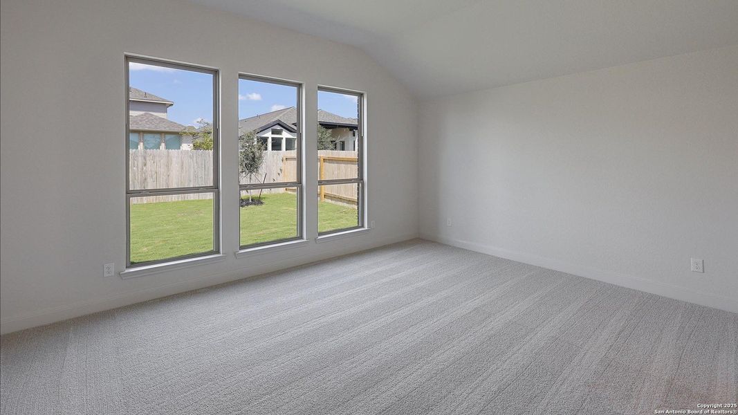 Spacious, unfurnished interior of a new home in Kallison Ranch 50', San Antonio (Image 20).