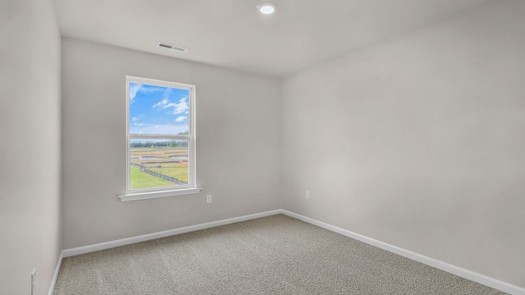 Spacious, unfurnished interior of a new home in Wilson's Ridge, Smithfield (Image 28).