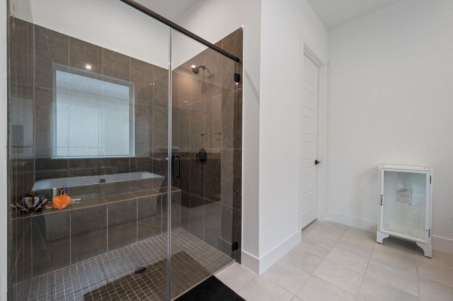 Furnished interior view inside a new home in , Liberty Hill (Image 27). Furnished interior view inside a new home in , Liberty Hill (Image 27).