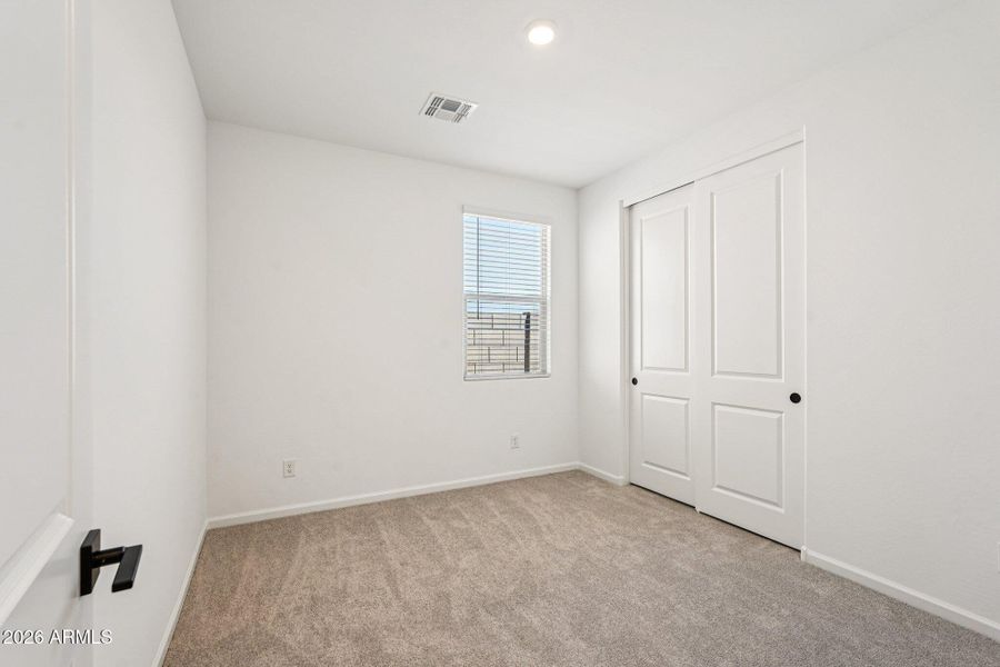 32-web-or-mls-S 95th Dr-S0904-032