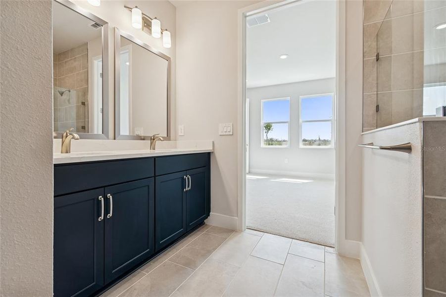 Furnished interior view inside a new home in Gracewater at Sarasota, Sarasota (Image 10).