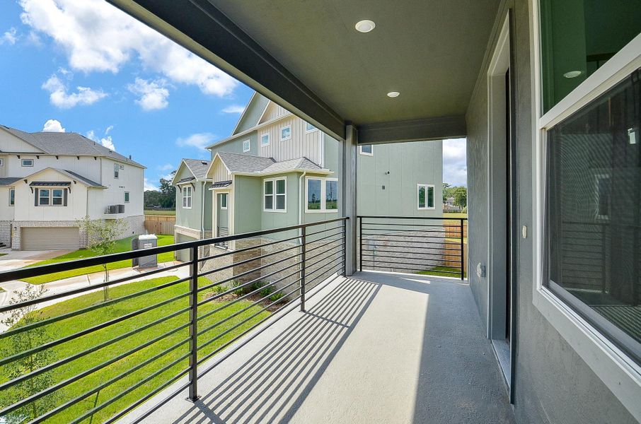 The gorgeous railing adds a great modern touch. The gorgeous railing adds a great modern touch.
