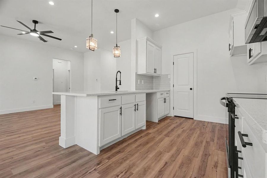 Furnished interior view inside a new home in , Greenville (Image 8).