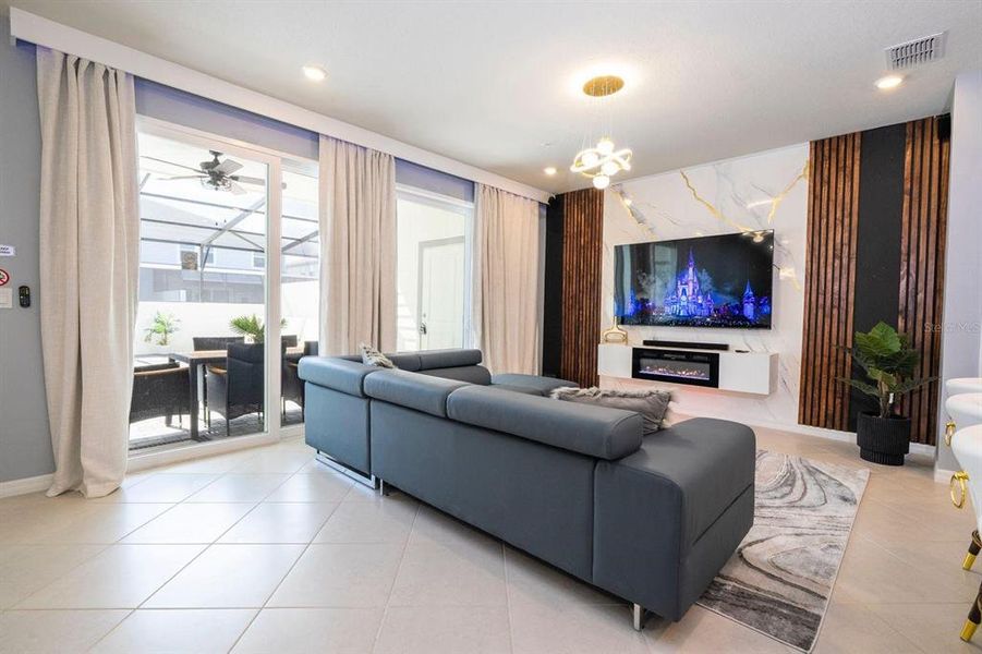 Furnished interior view inside a new home in , Clermont (Image 40).