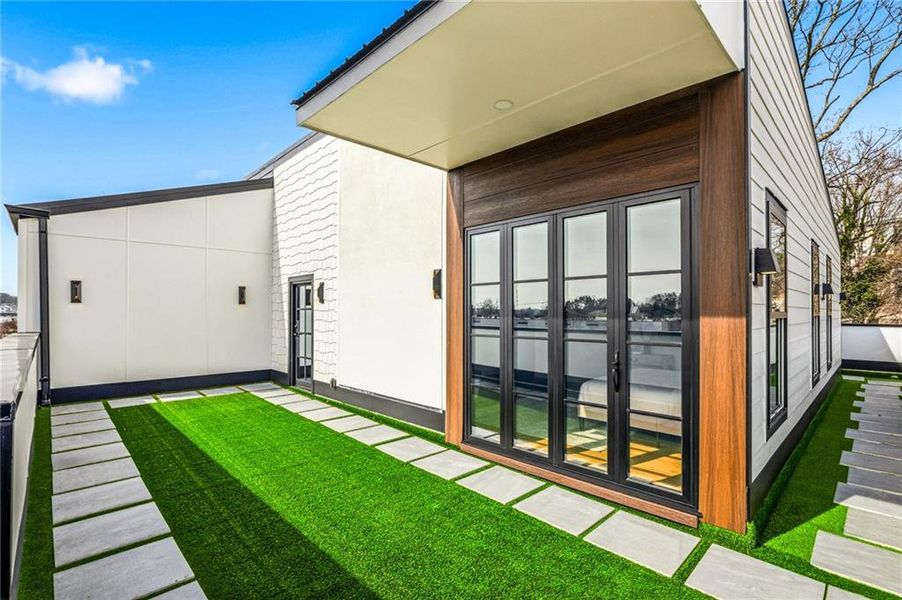 Exterior details and patio area of a home in , Atlanta (Image 23).