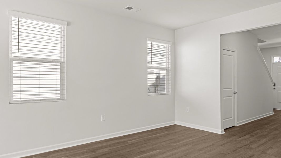 Spacious, unfurnished interior of a new home in The Islands, Beech Island (Image 17). Spacious, unfurnished interior of a new home in The Islands, Beech Island (Image 17).