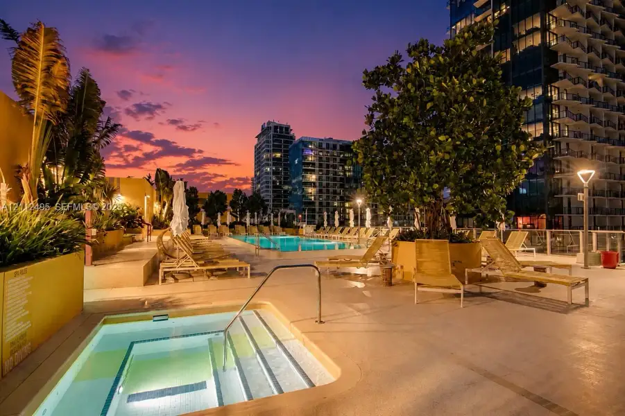 Condo located in Miami, FL showcasing its design and architecture (Image 20).