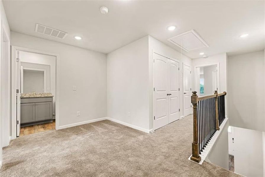 Spacious, unfurnished interior of a new home in Carolina, Palmetto (Image 9). Spacious, unfurnished interior of a new home in Carolina, Palmetto (Image 9).