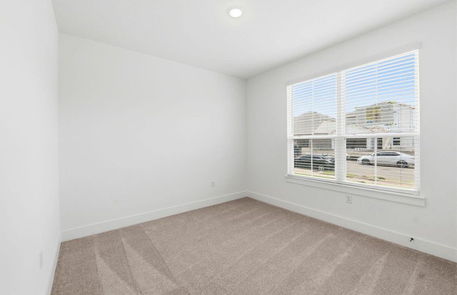 Spacious, unfurnished interior of a new home in Lagos, Manor (Image 22).