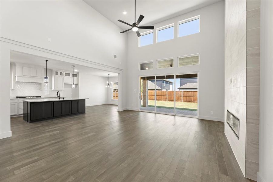 09. 6109 Shasta - Family