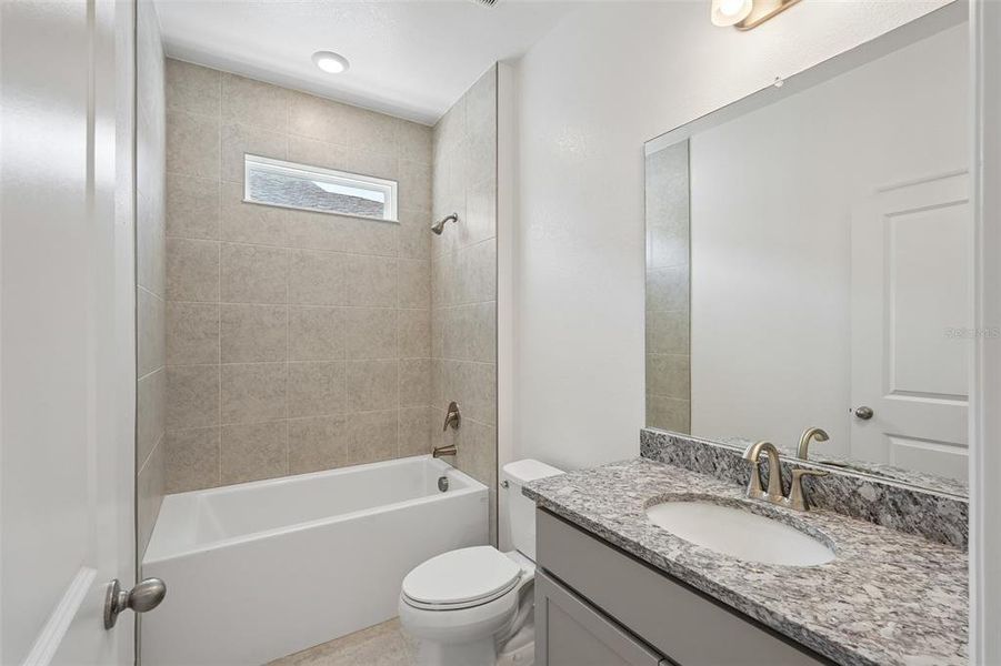 Furnished interior view inside a new home in Heritage Station, Punta Gorda (Image 28). Furnished interior view inside a new home in Heritage Station, Punta Gorda (Image 28).