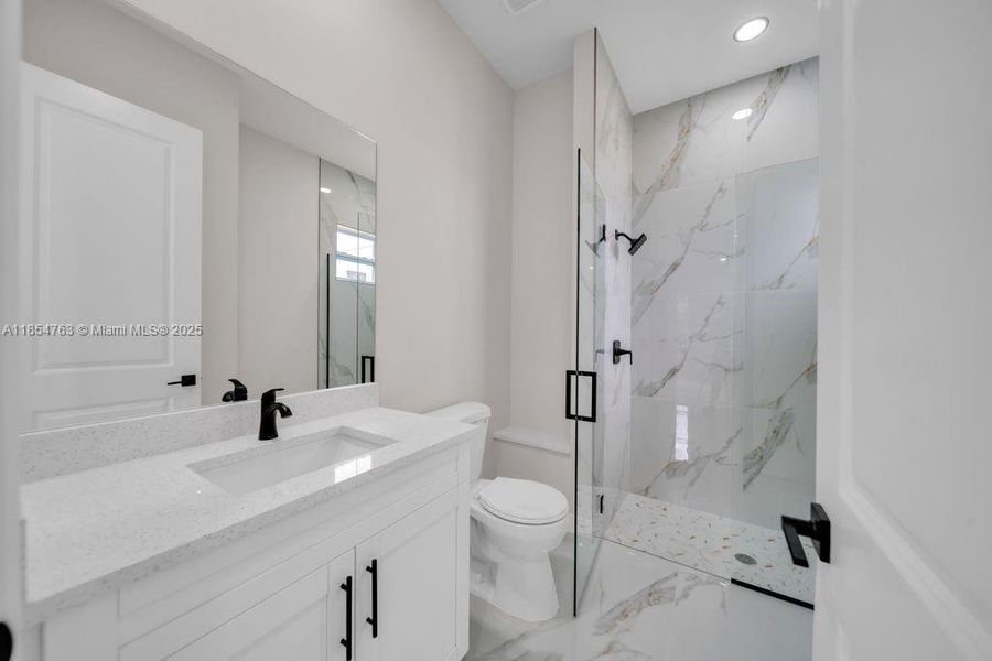 Furnished interior view inside a new home in , Lehigh Acres (Image 8).