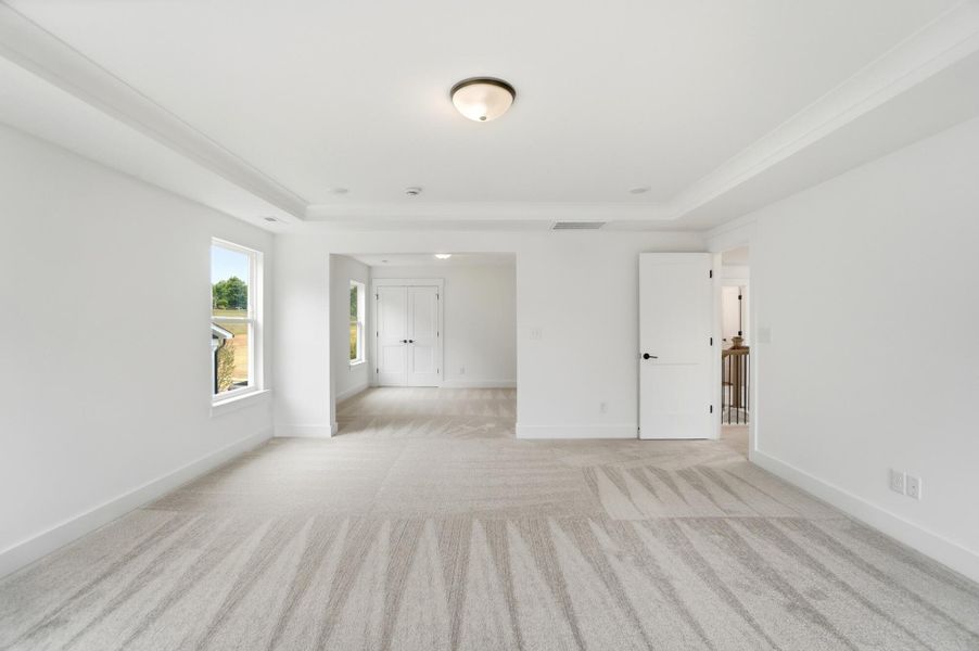 Spacious, unfurnished interior of a new home in Robinson Oaks, Gastonia (Image 20). Spacious, unfurnished interior of a new home in Robinson Oaks, Gastonia (Image 20).