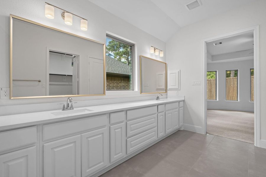 Furnished interior view inside a new home in Chambers Creek, Willis (Image 7).