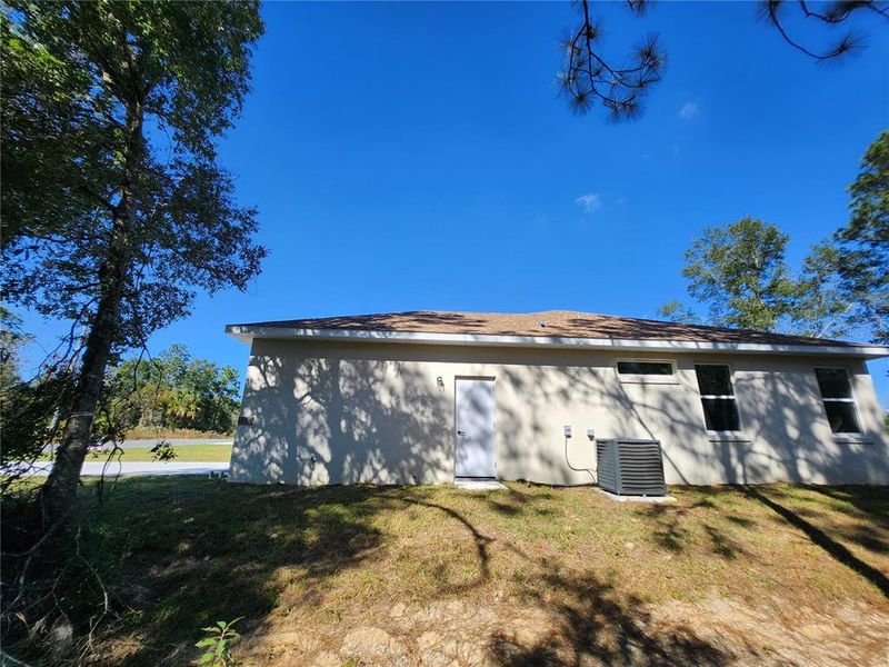 Exterior details and patio area of a home in , Ocala (Image 24). Exterior details and patio area of a home in , Ocala (Image 24).