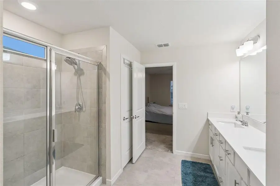 Furnished interior view inside a new home in Belle Haven, Davenport (Image 6).