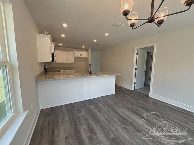 Spacious, unfurnished interior of a new home in Turtle Creek, Cantonment (Image 7).