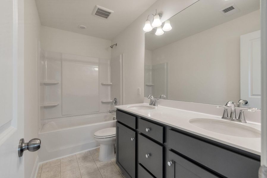 Furnished interior view inside a new home in Oakley Pointe, Moncks Corner (Image 7).