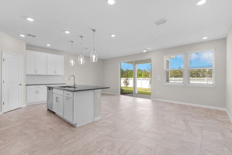 Spacious, unfurnished interior of a new home in Cherry Elm at SilverLeaf, St. Augustine (Image 13).