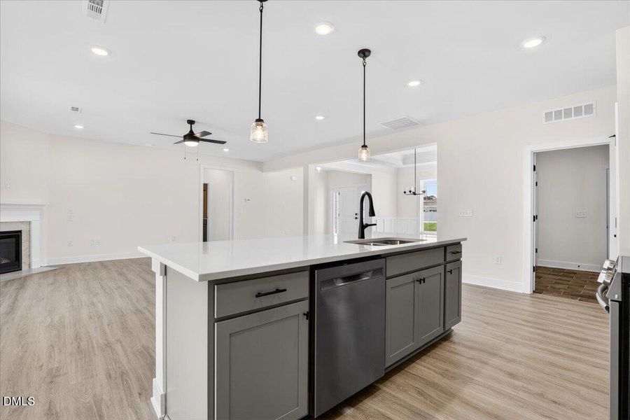 22-102 Brighton St-22 22-102 Brighton St-22