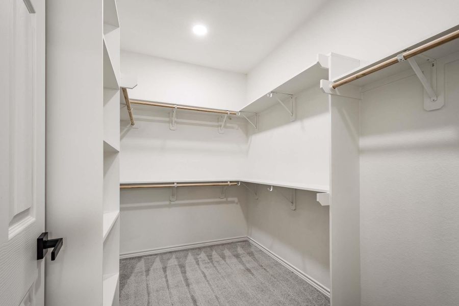 oversized walk in closet