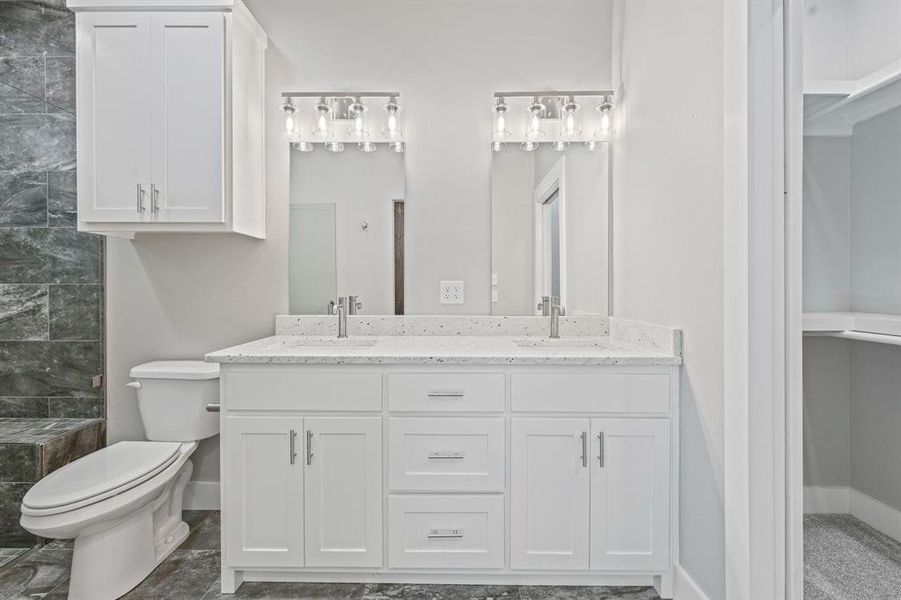 Furnished interior view inside a new home in , Stephenville (Image 4).