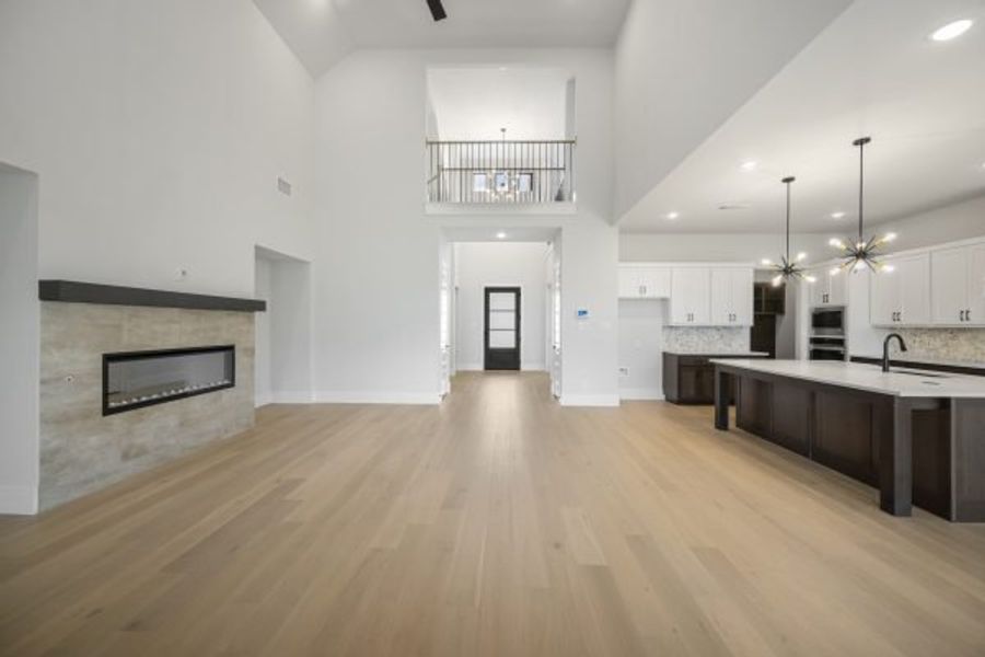 Image 77 of a home in Heath Golf and Yacht Club.