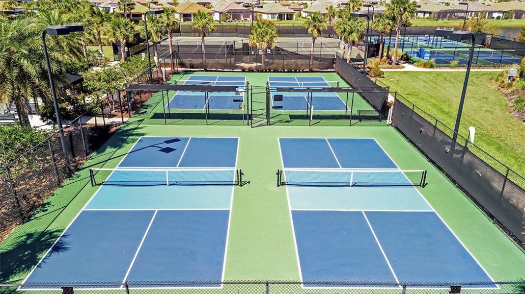 Community amenities in , Palmetto (Image 74).