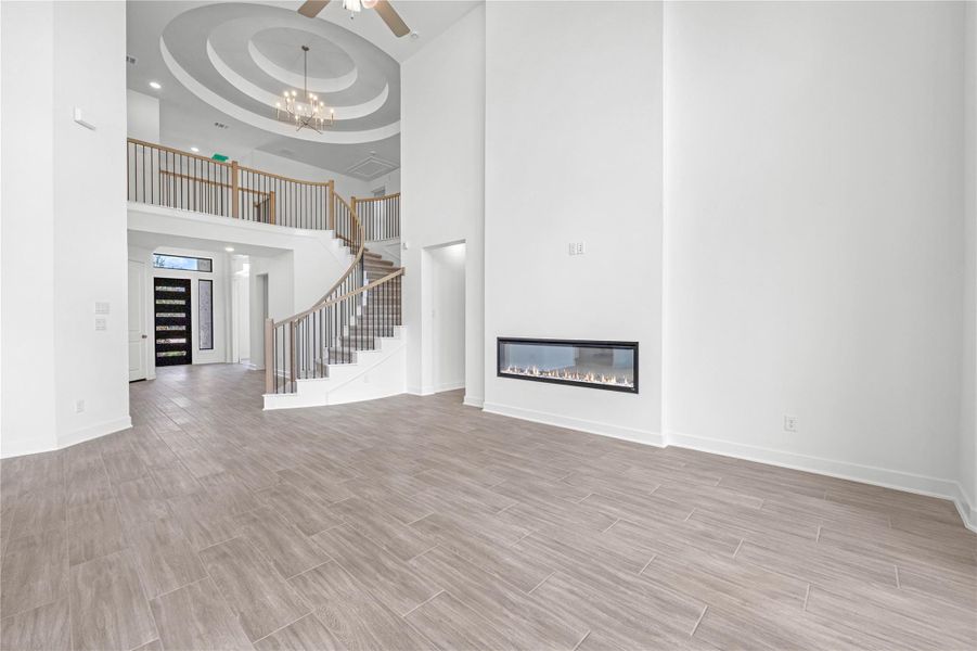 Representative image. Features, specifications, selections and colors may vary. Representative image. Features, specifications, selections and colors may vary.