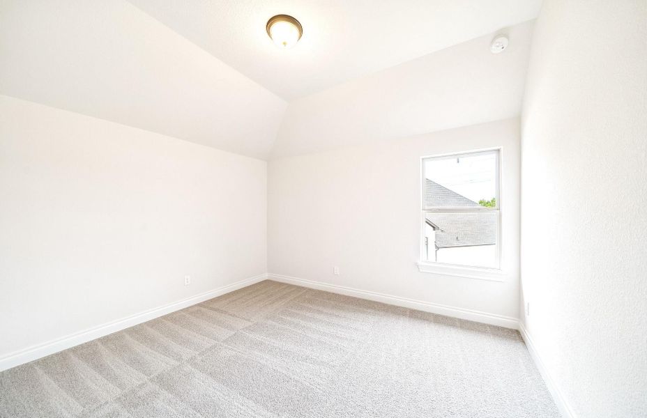 Spacious, unfurnished interior of a new home in Bridgeland 60′, Cypress (Image 32).