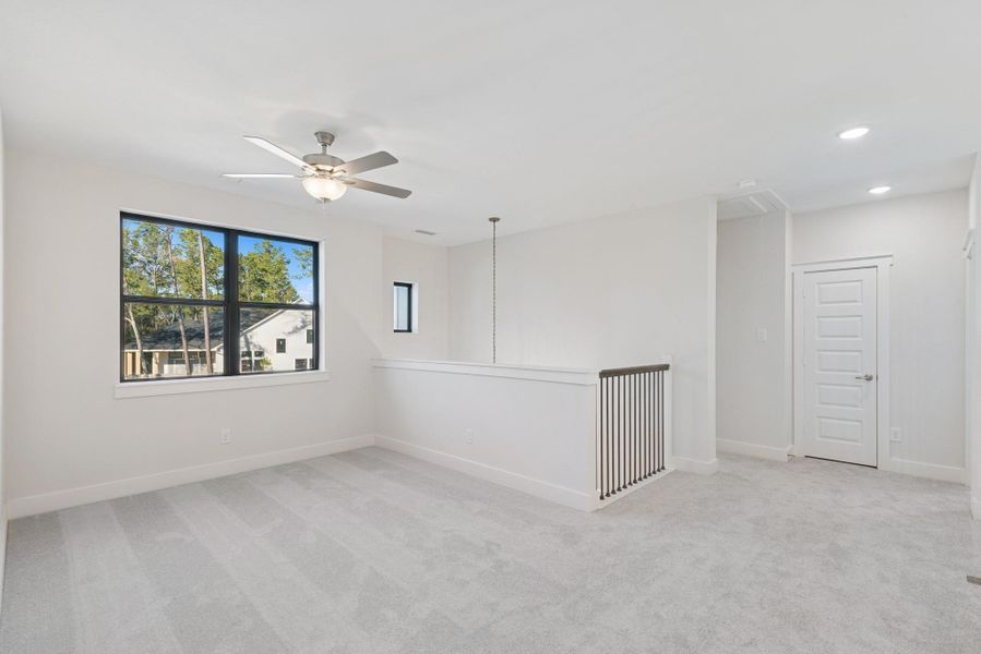 Spacious, unfurnished interior of a new home in ARTAVIA 50' Homesites, Conroe (Image 20).