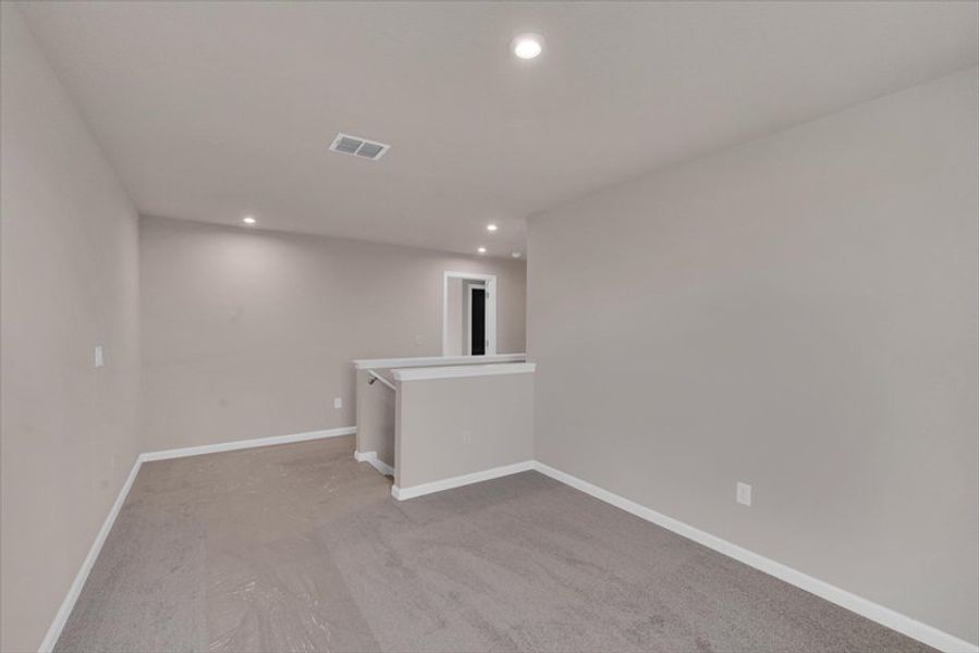 Spacious, unfurnished interior of a new home in Terra Lago, Indiantown (Image 9). Spacious, unfurnished interior of a new home in Terra Lago, Indiantown (Image 9).