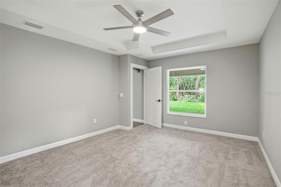 Spacious, unfurnished interior of a new home in , Masaryktown (Image 35).