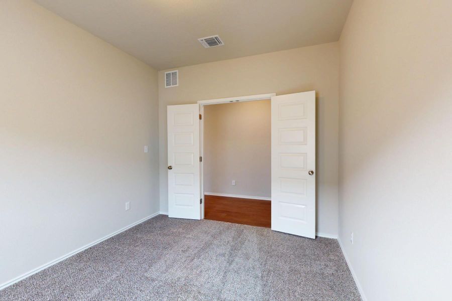 Spacious, unfurnished interior of a new home in Carillon, Manor (Image 27).