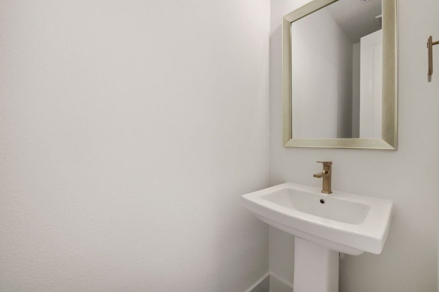 3237 Vaquero - Powder Bathroom 3237 Vaquero - Powder Bathroom