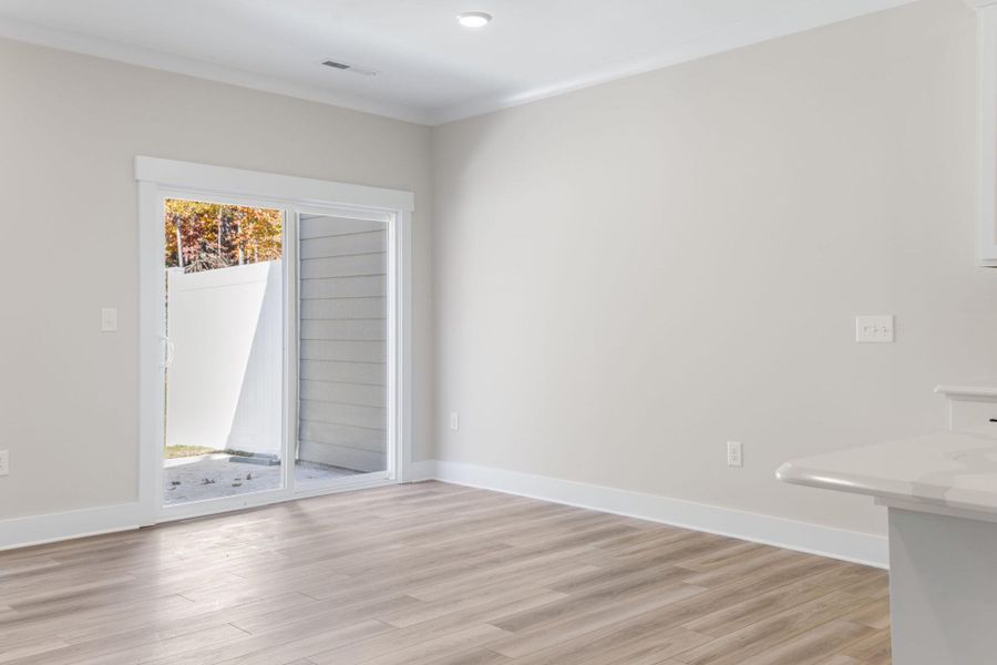 Spacious, unfurnished interior of a new home in Harbor Crossing, Greensboro (Image 20).