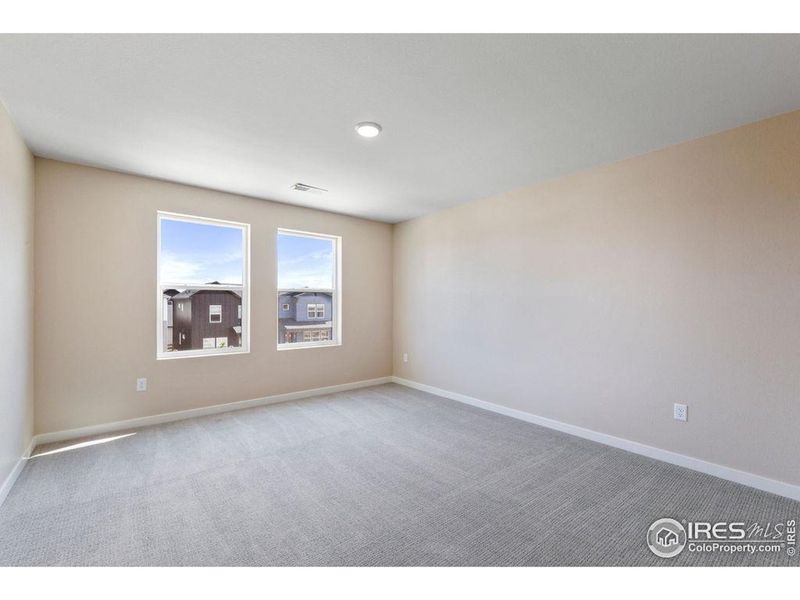 Spacious, unfurnished interior of a new home in , Fort Collins (Image 15).
