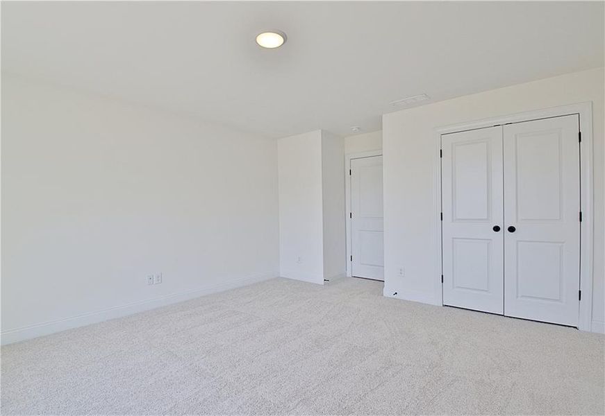 Spacious, unfurnished interior of a new home in , Senoia (Image 34).