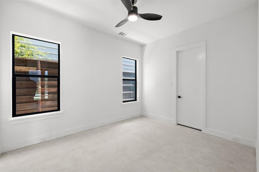 Spacious, unfurnished interior of a new home in , Dallas (Image 28). Spacious, unfurnished interior of a new home in , Dallas (Image 28).
