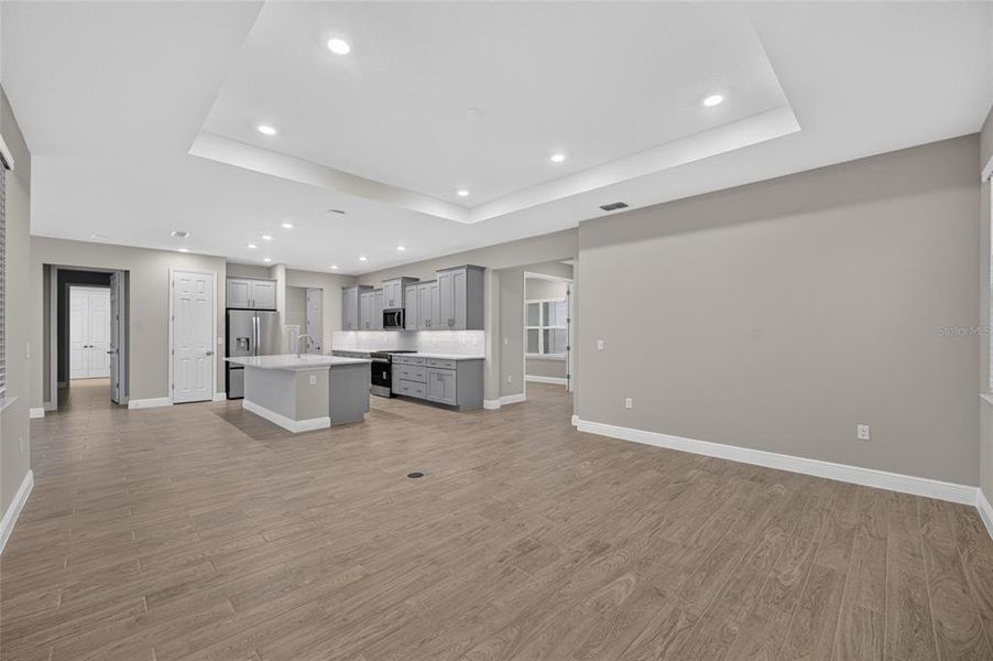 Spacious, unfurnished interior of a new home in , Ocala (Image 44).
