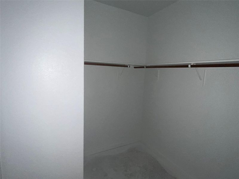 Image 13 of a home in Laurel Landing.